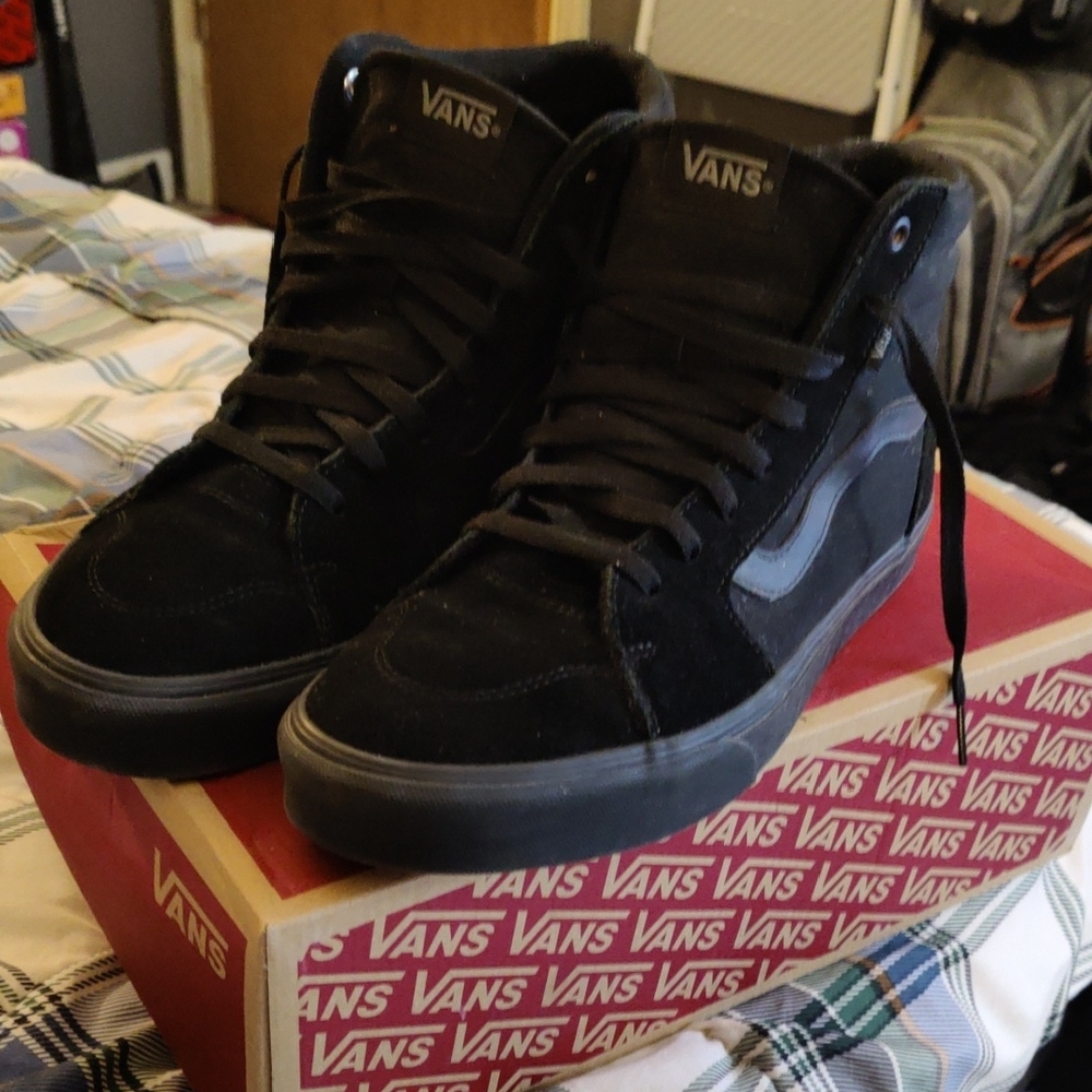 Men's High Top Vans Size 11